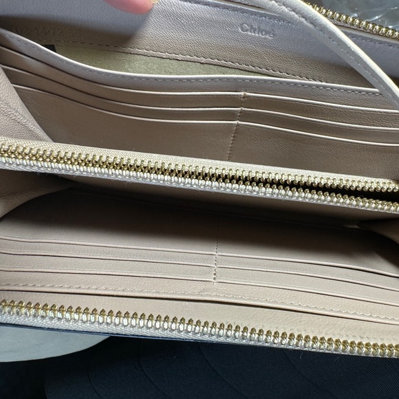 Chloe Leather Zip Around two tone Wallet black and grey - Picture 6 of 7